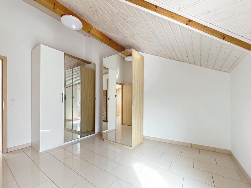 Large Villa | Close to all amenities (6)