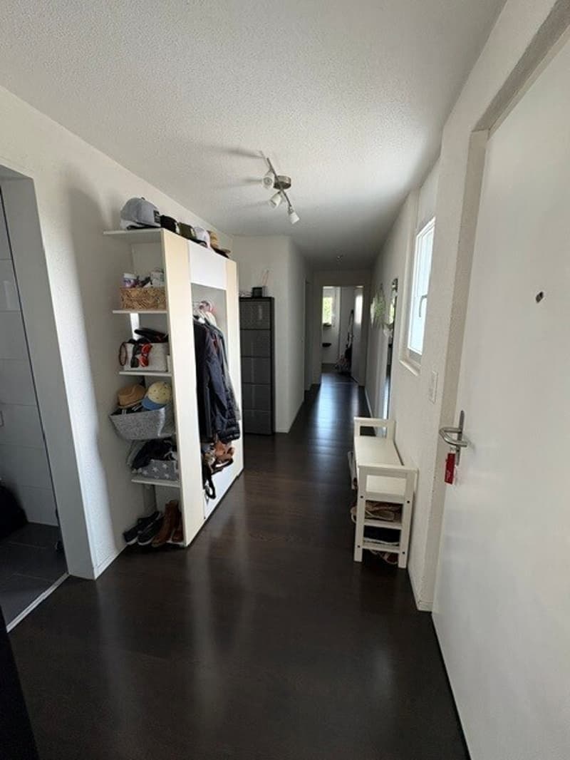 Attic apartment with a view of the green (10)