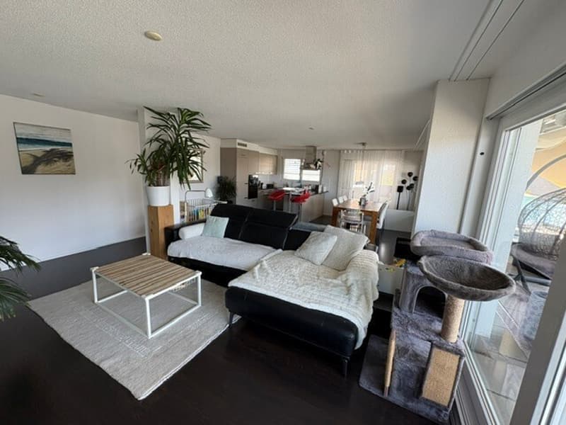 Attic apartment with a view of the green (5)