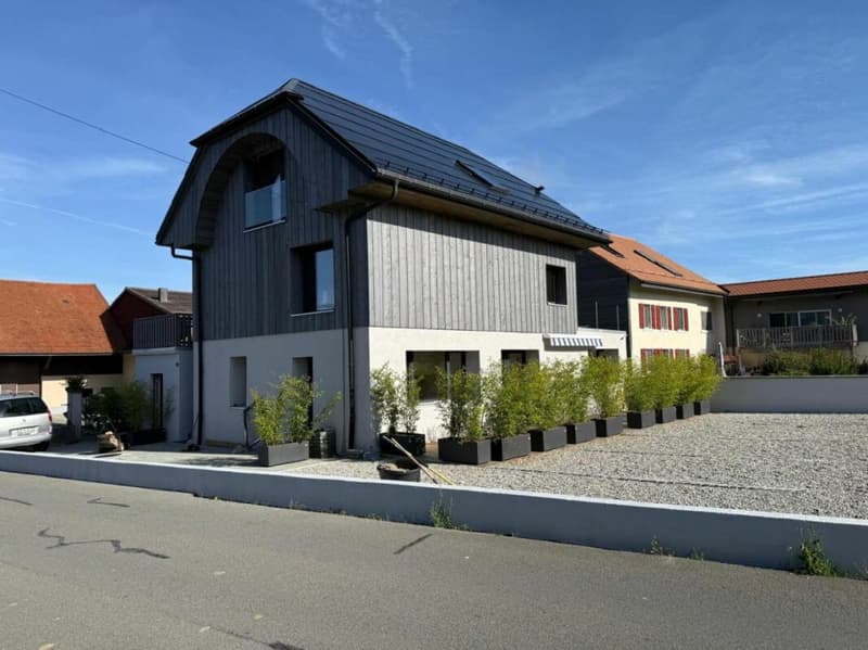 Buy-to-let property building in Vuissens (1)