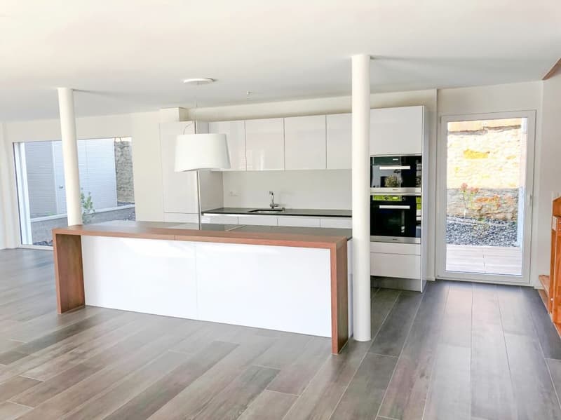 Villa contigua di 4,5 locali con seminterrato (2)