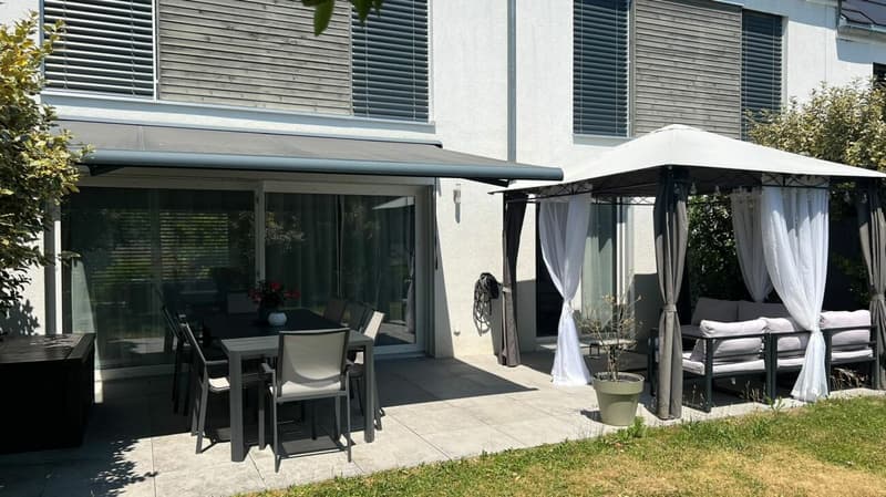 Belle villa contiguë avec deux jardins dans un environnement calme à Cudrefin (5)