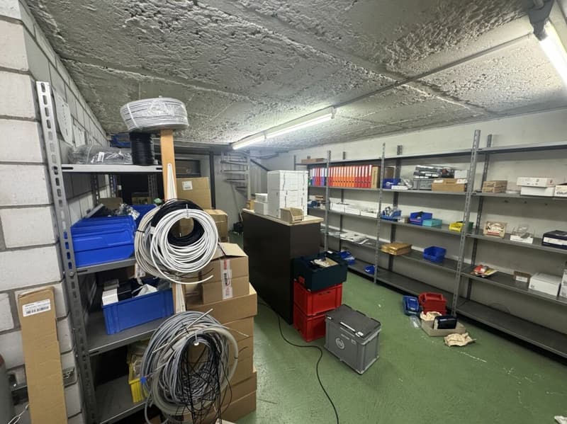 Geschäftslokal an Top-Lage in Biel zu vermieten (9)
