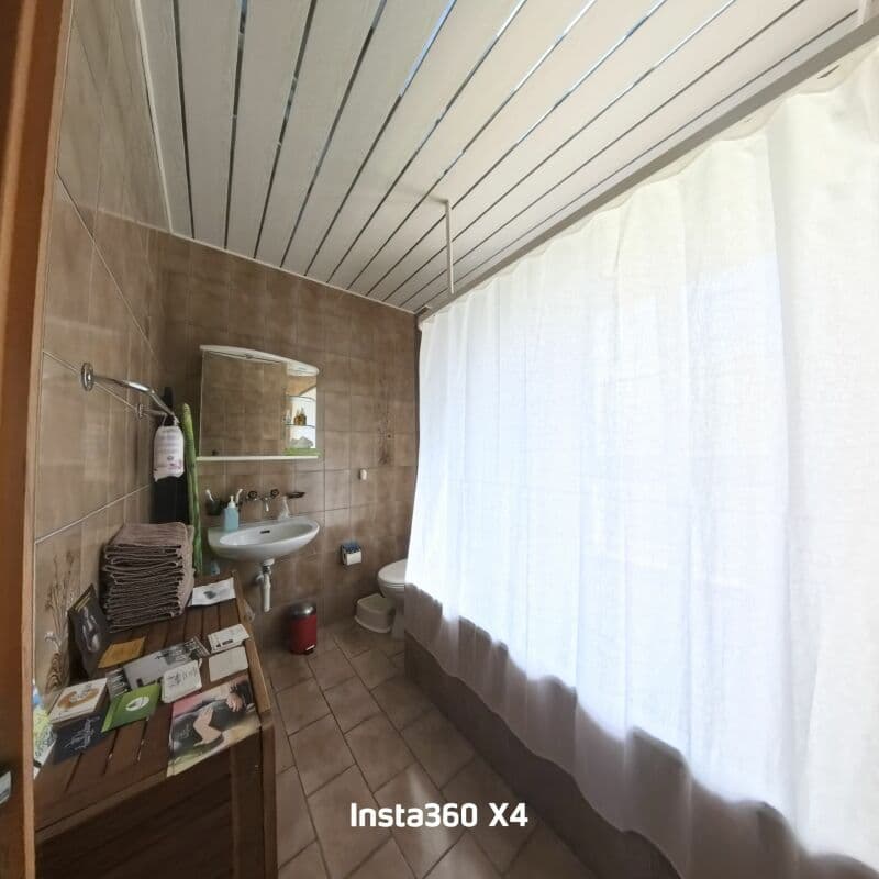 Appartamento luminoso di 2,5 locali in Albert-Anker-Weg 3, 2502 Biel (6)