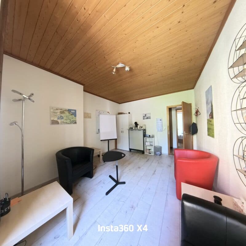 Appartamento luminoso di 2,5 locali in Albert-Anker-Weg 3, 2502 Biel (4)