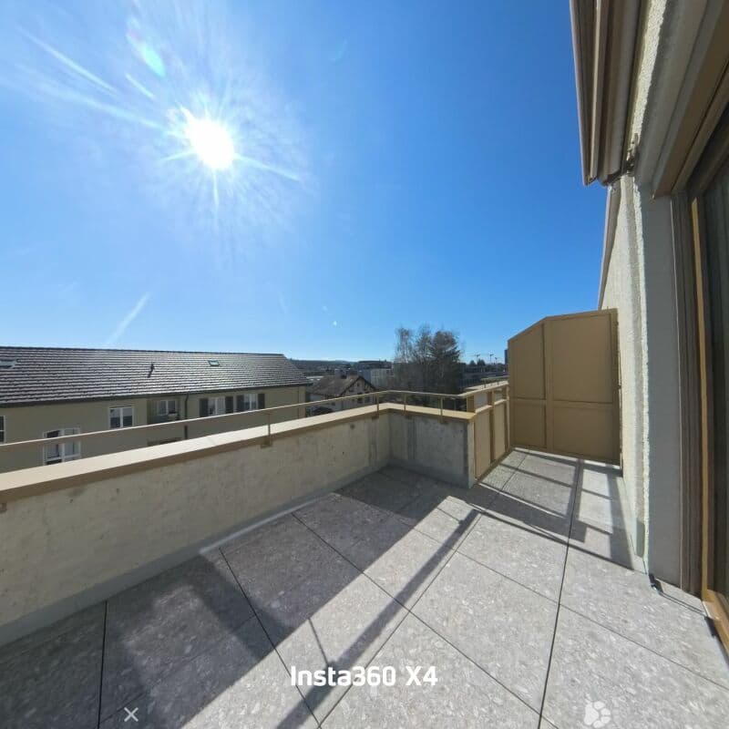 Neue, helle 3½-Zimmer-Attikawohnung mit Terrasse (2)