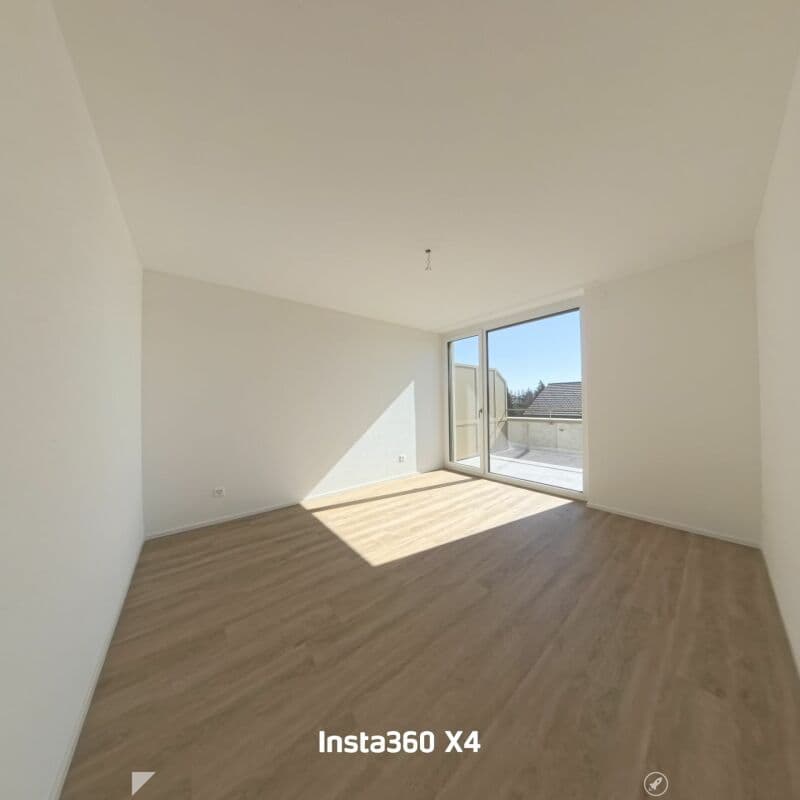Neue, helle 3½-Zimmer-Attikawohnung mit Terrasse (4)