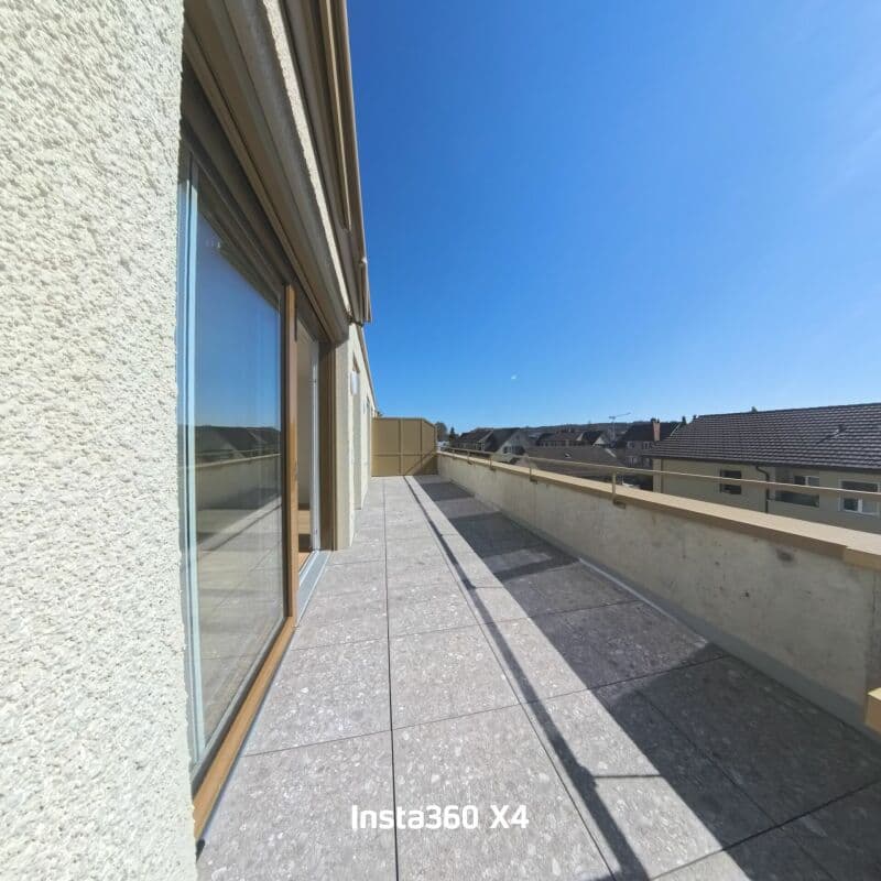 Nuovo, luminoso appartamento attico di 3½ locali con terrazza (3)