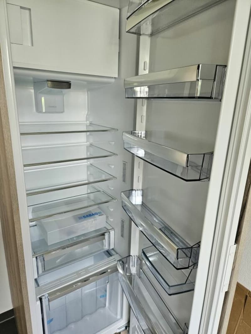 Schöne Genossenschaftswohnungen mit Balkon zu vermieten / Joli appartement d'une coopérative avec balcon à louer (3)