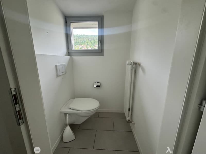 3½-Zimmer-Dachwohnung in einer Villa an ruhiger, zentraler Lage (7)