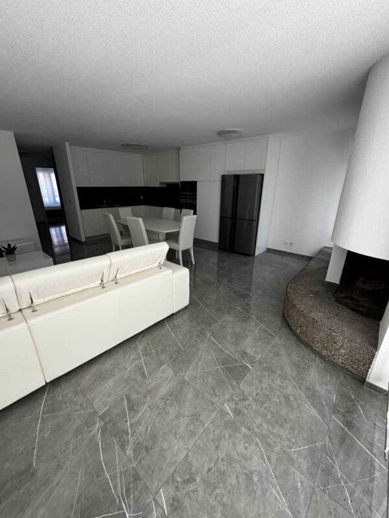 TOP 3.5-Zimmerwohnung in Ipsach nähe See (8)