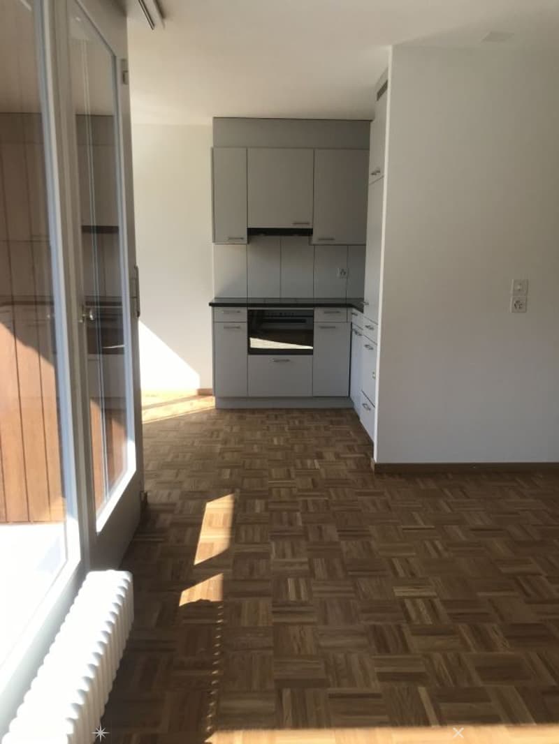 Schöne 2½-Zimmerwohnung - Wohnen im Alter mit Dienstleistungen (4)