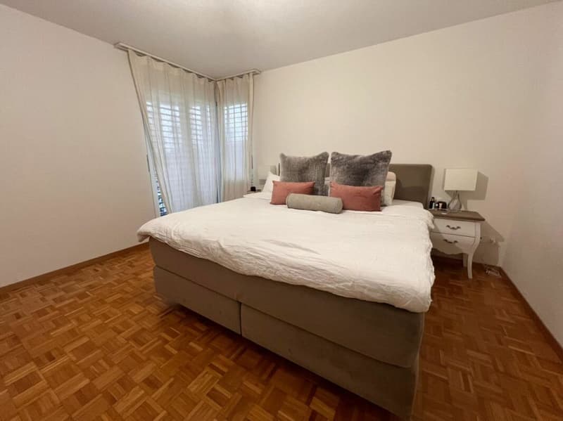 Morderne 5½-Zimmerwohnung in einem ruhigen Quartier (11)