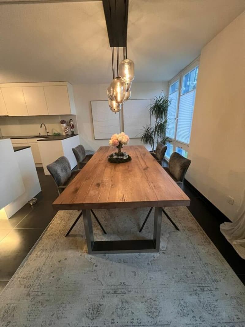 Morderne 5½-Zimmerwohnung in einem ruhigen Quartier (3)