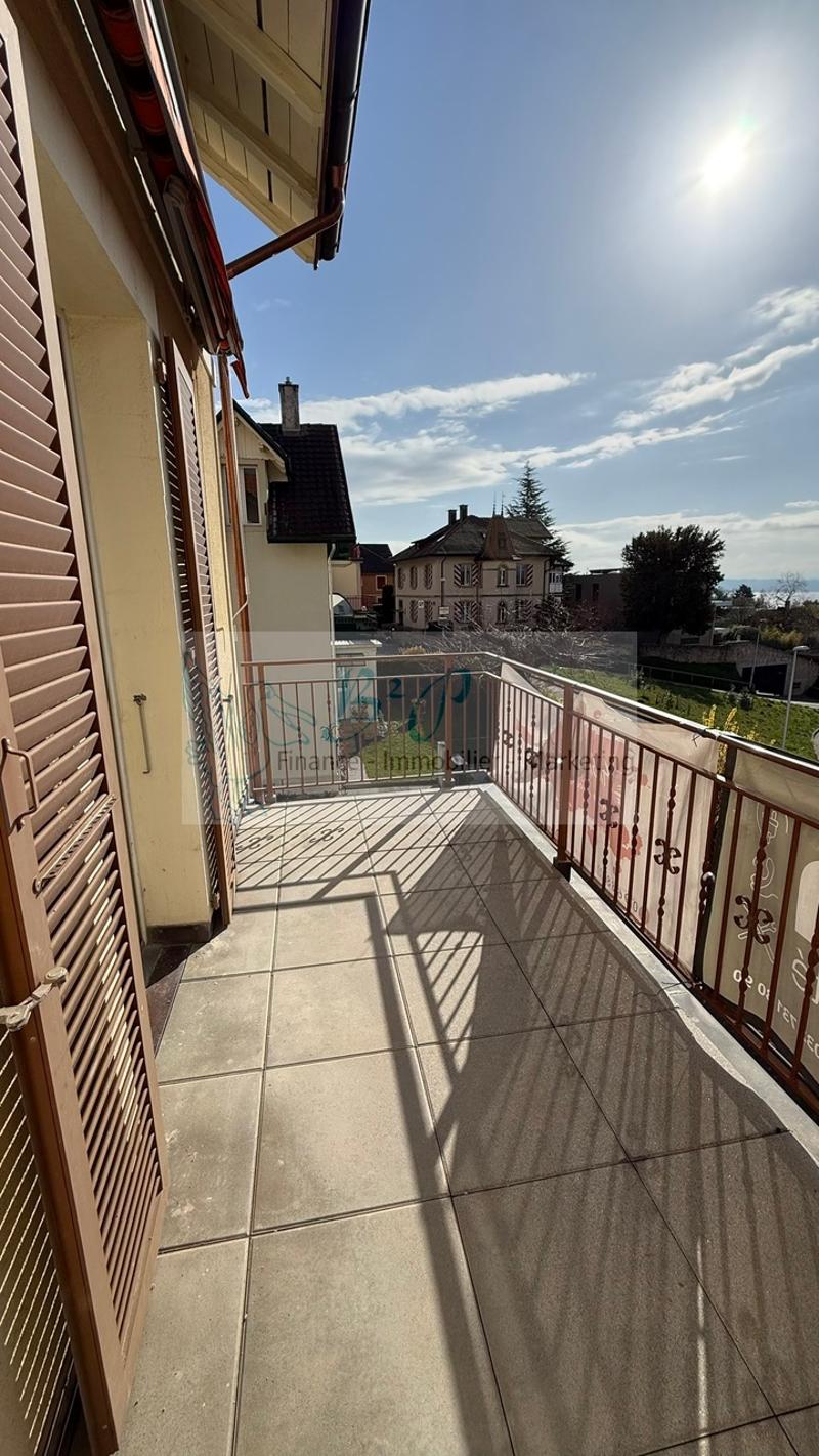 Appartement de 3.5 pièces avec vue (4)