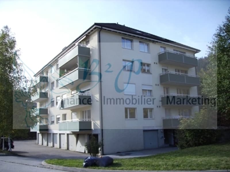 Schönes 3.5-Zimmer-Apartment im 2. Stock mit Balkon (2)
