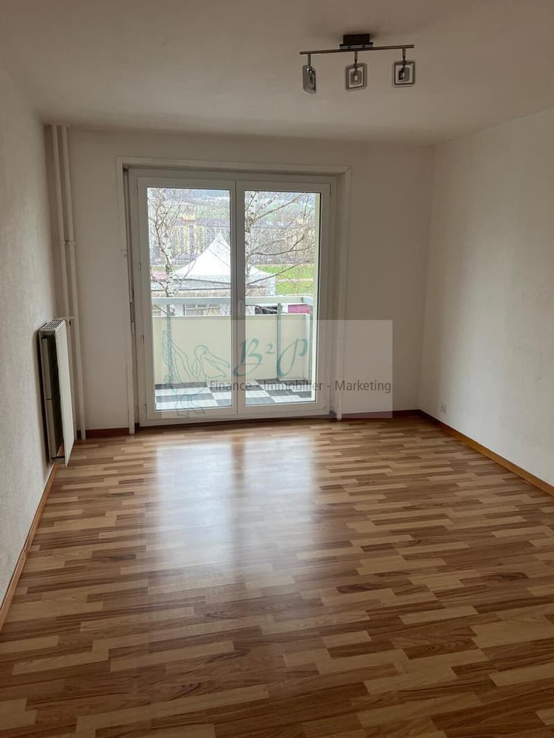 Schönes 3.5-Zimmer-Apartment im 2. Stock mit Balkon (6)