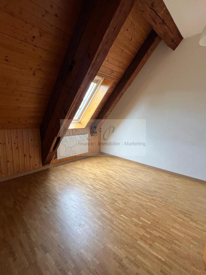 Appartement en duplex de 5.5 pièces à La Chaux-de-Fonds (7)