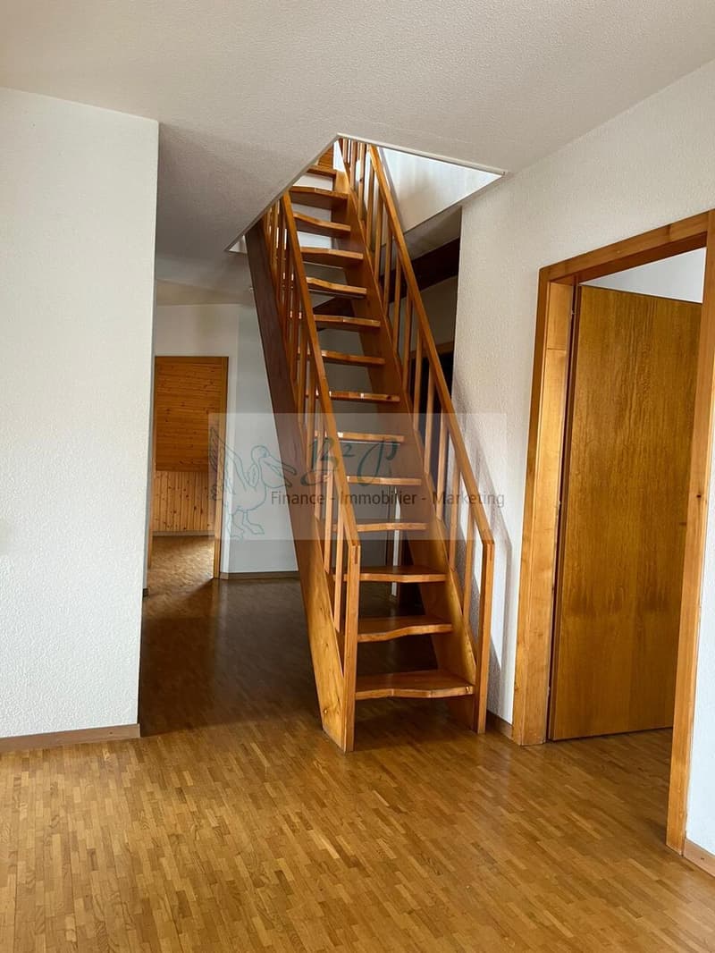Appartement en duplex de 5.5 pièces à La Chaux-de-Fonds (9)