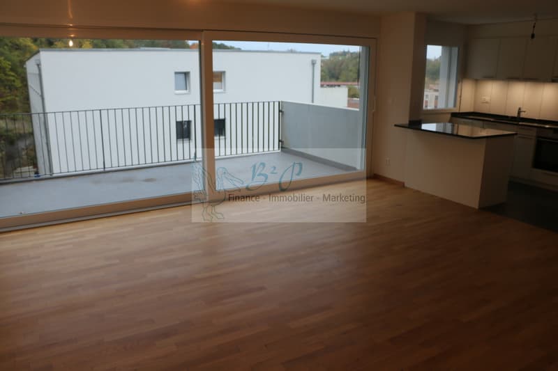 Appartamento di 4,5 locali al 5° piano con vista libera (3)