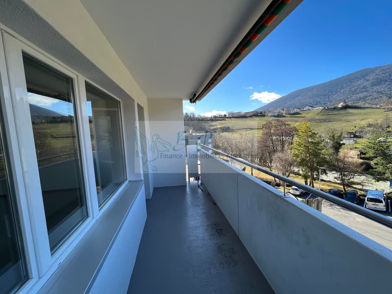 Grand et lumineux appartement de 3.5 pièces à Boudry (4)