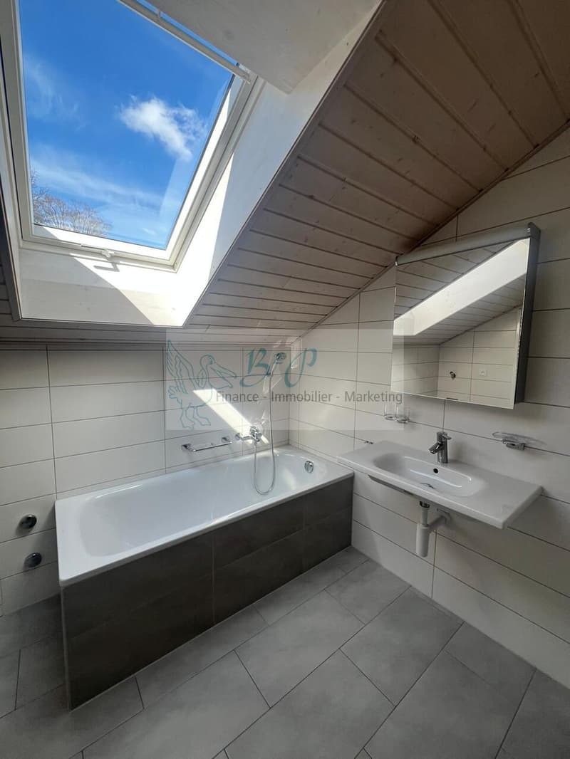 Un appartement de 3.5 pièces est à louer sur la Chaux-de-Fonds ! (3)
