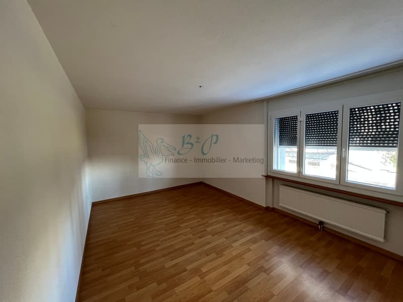 Grand appartement de 3.5 pièces avec une belle vue sur Boudry. (4)