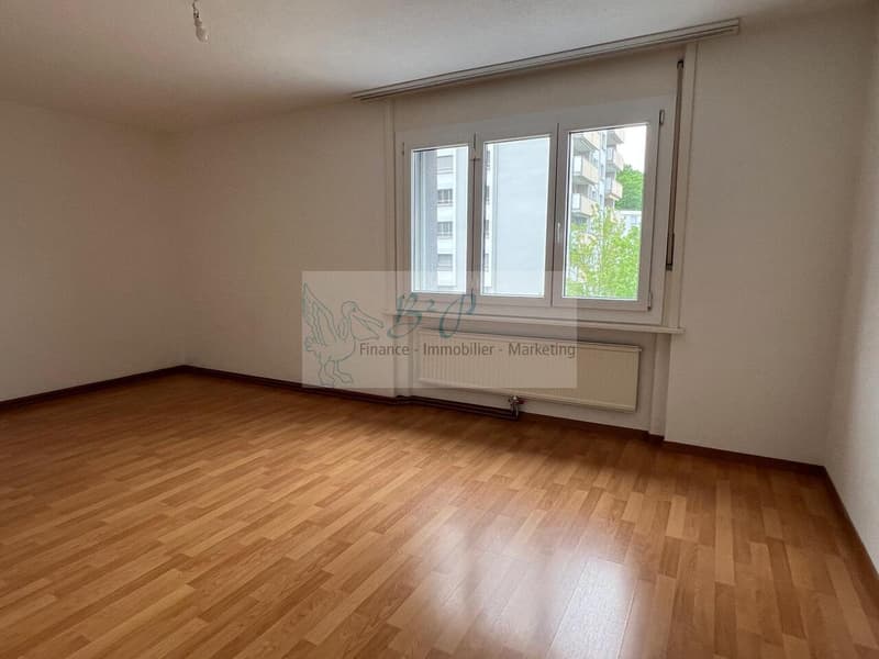 Grand appartement de 3.5 pièces avec une belle vue sur Boudry. (6)