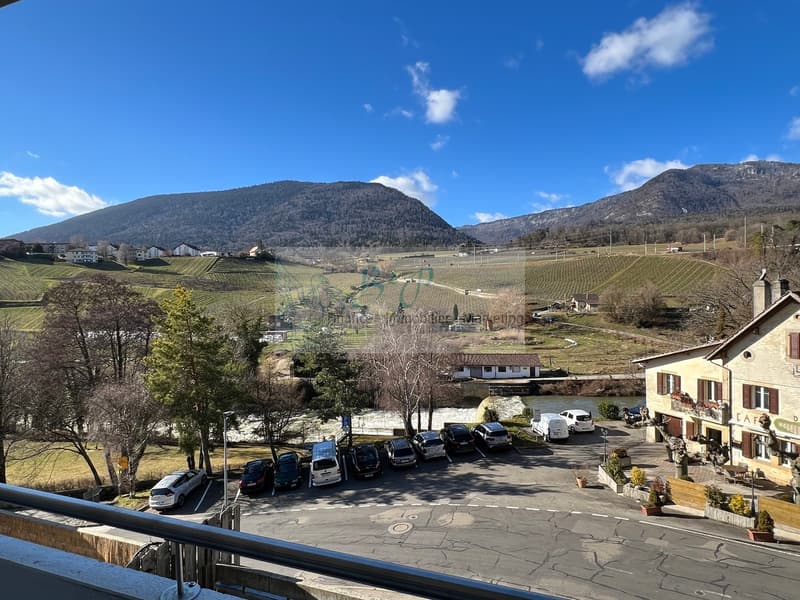 Grand appartement de 3.5 pièces avec une belle vue sur Boudry. (2)