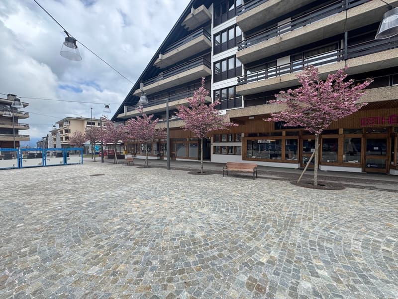 Charming Retail Space in the Heart of Montana, Crans-Montana (1)