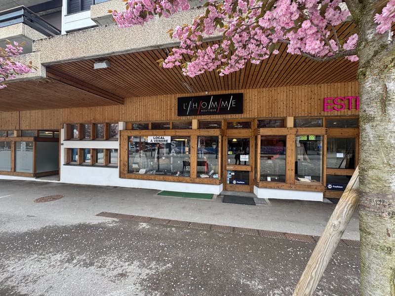 Charming Retail Space in the Heart of Montana, Crans-Montana (9)