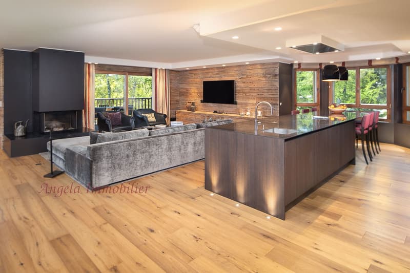 Stunning 4.5-Room Alpine Apartment with Pool & Panoramic Views in Lens (2)