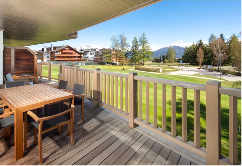 Stunning 4.5-Room Alpine Apartment with Pool & Panoramic Views in Lens (1)