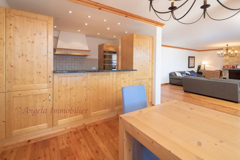 Stunning 3-Bedroom Apartment in the centre of Crans-Montana with SPA facilities (Ref. 2212) (6)
