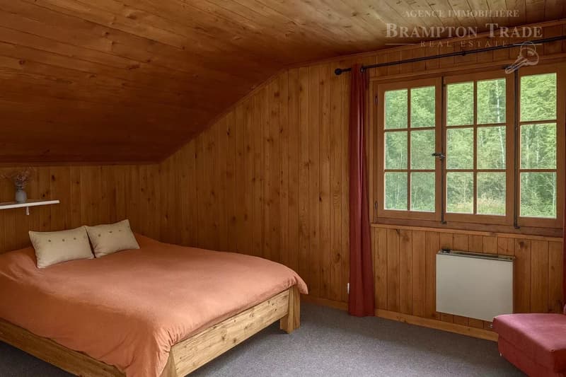 Charaktervolles 6,5-Zimmer-Chalet in Remaufens (13)