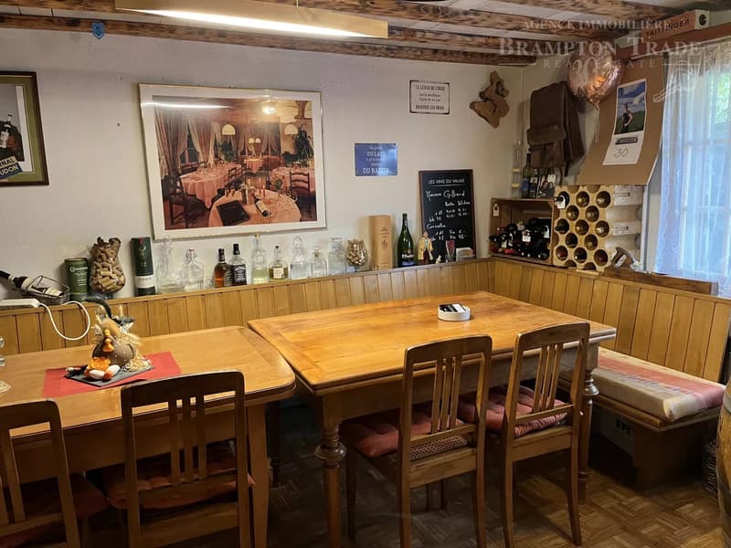 Charaktervolles 6,5-Zimmer-Chalet in Remaufens (13)