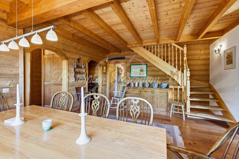 Exklusive Liste in St-Cergue | Charakter Chalet in einer bevorzugten erhöhten Position (8)