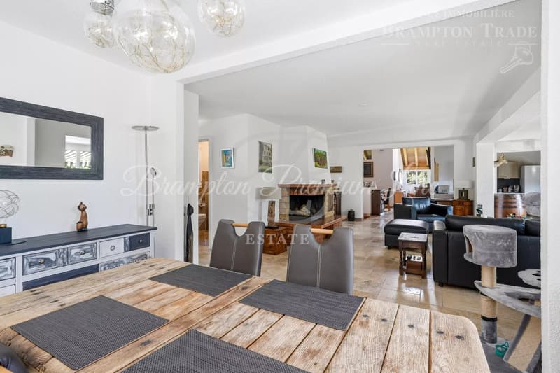 Geneva?La Côte St-Cergue | 429 sqm of usable space with a four-car garage (11)