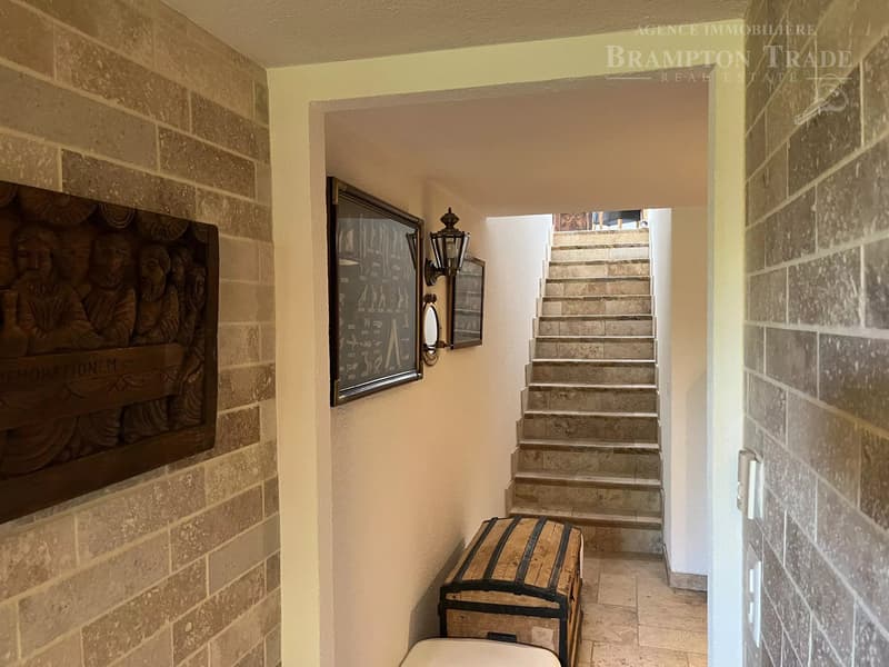 Geneva?La Côte St-Cergue | 429 sqm of usable space with a four-car garage (9)