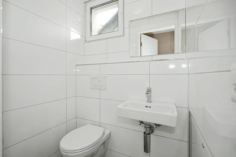Appartement moderne 3.5 pièces avec cuisine ouverte et finitions de haute qualité à Binningen (4)