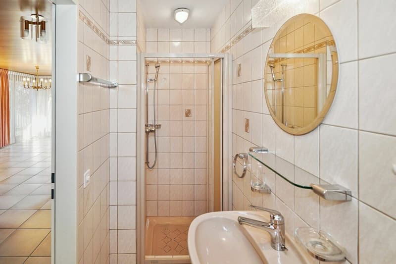 Charmantes Einfamilienhaus mit Garten (5)