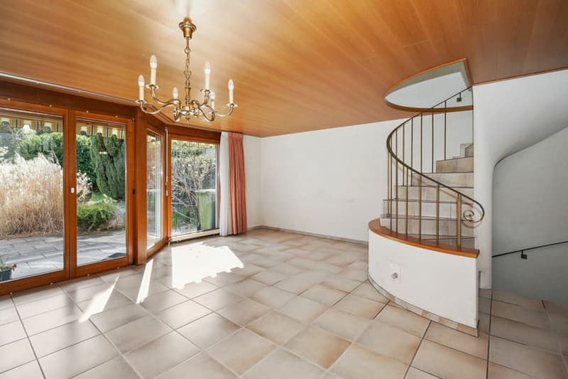 Charmantes Einfamilienhaus mit Garten (4)