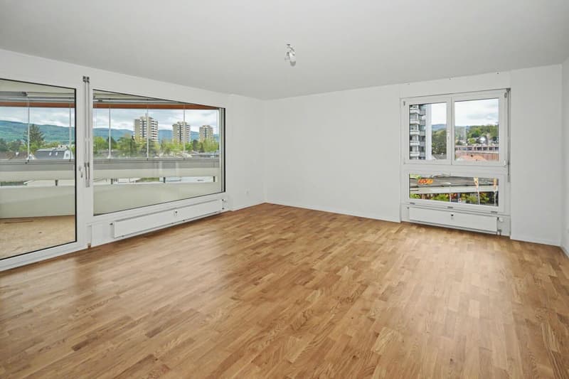 Helle, modernisierte 3.5-Zimmerwohnung in Reinach (1)