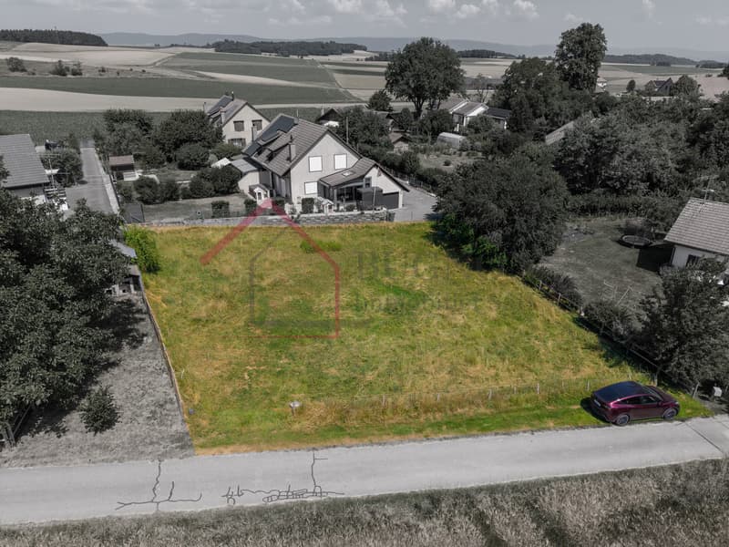 Baugrundstück von 993 m² mit Potenzial für Wohngebäude (2)