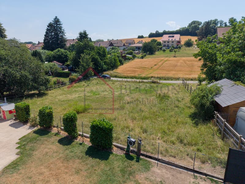 Baugrundstück von 993 m² mit Potenzial für Wohngebäude (5)