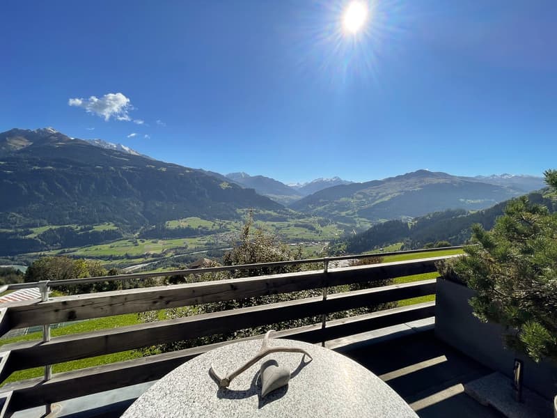 Incantevole casa semidetachata 4.5 locali con panorama montano a Falera (19)