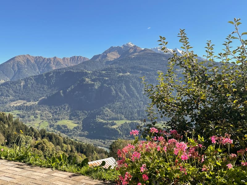 Incantevole casa semidetachata 4.5 locali con panorama montano a Falera (33)