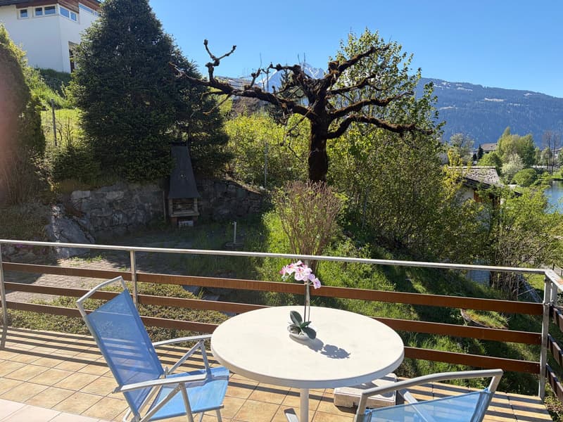 Occasione unica! Casa vacanza di 4,5 locali direttamente sul lago di Laax (5)
