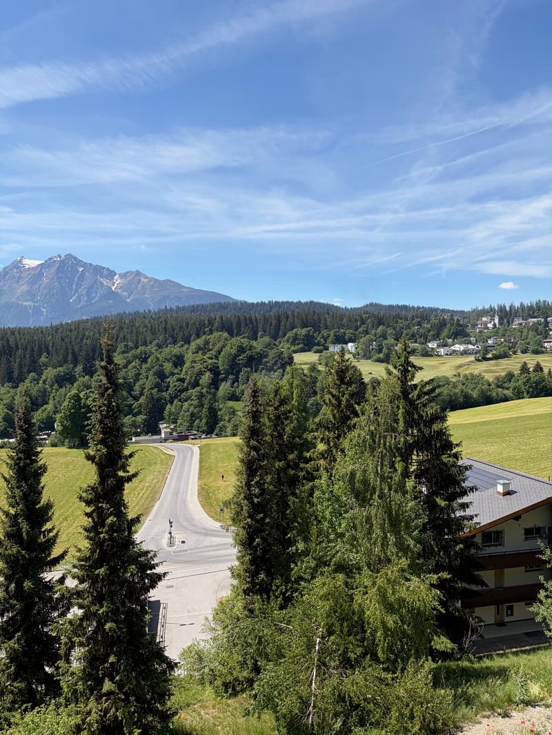 Charming 3.5-room maisonette apartment with panoramic view in Flims Dorf (2)