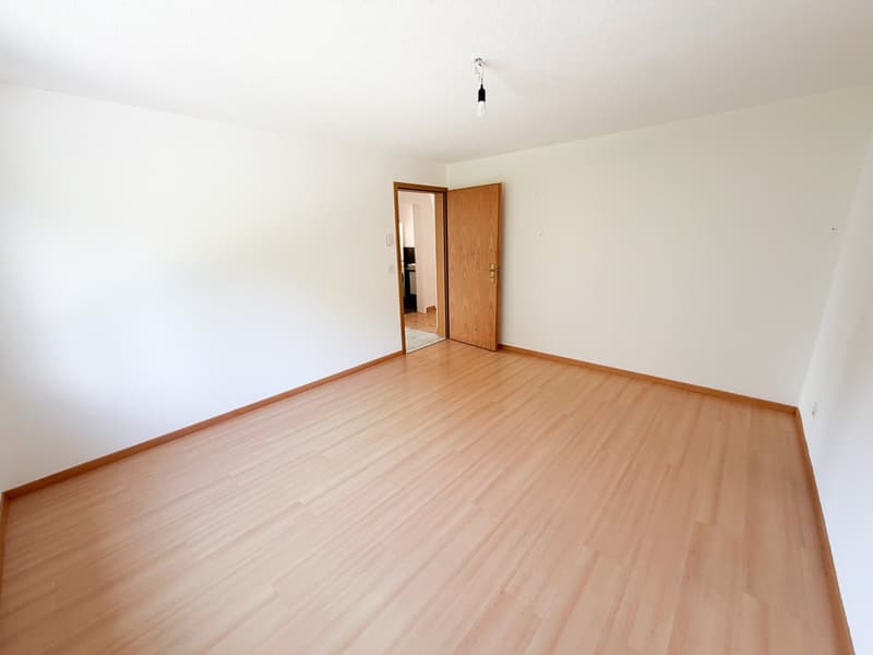 Charmante 4.5-Zimmer-Wohnung mit Bergpanorama in Laax (21)